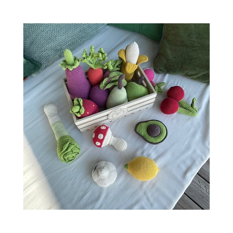 Beetroot Rattle 100% organic cotton