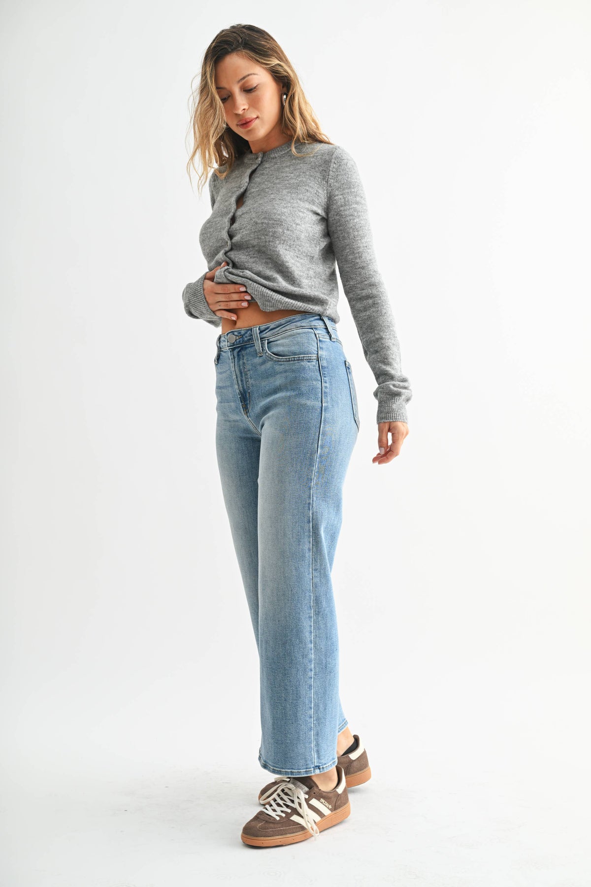 The Classic Wide Leg medium wash