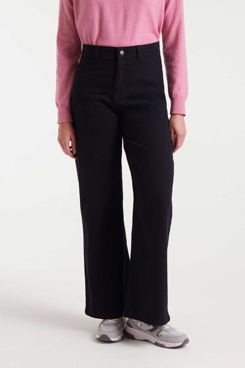 Strawberry Patch Pocket Black Denim