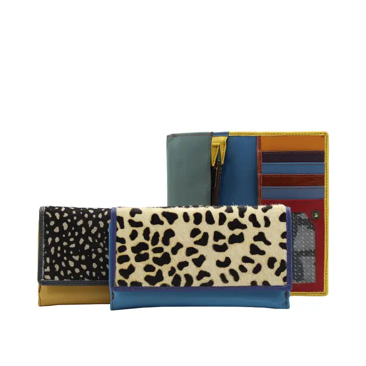 Esme Animal Print · Wallet
