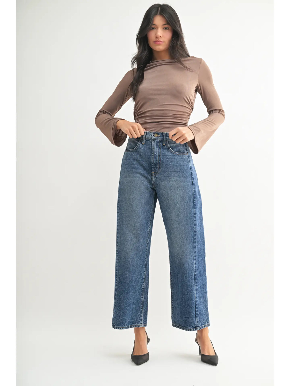 Medium Wash Barrel Jean - Twist