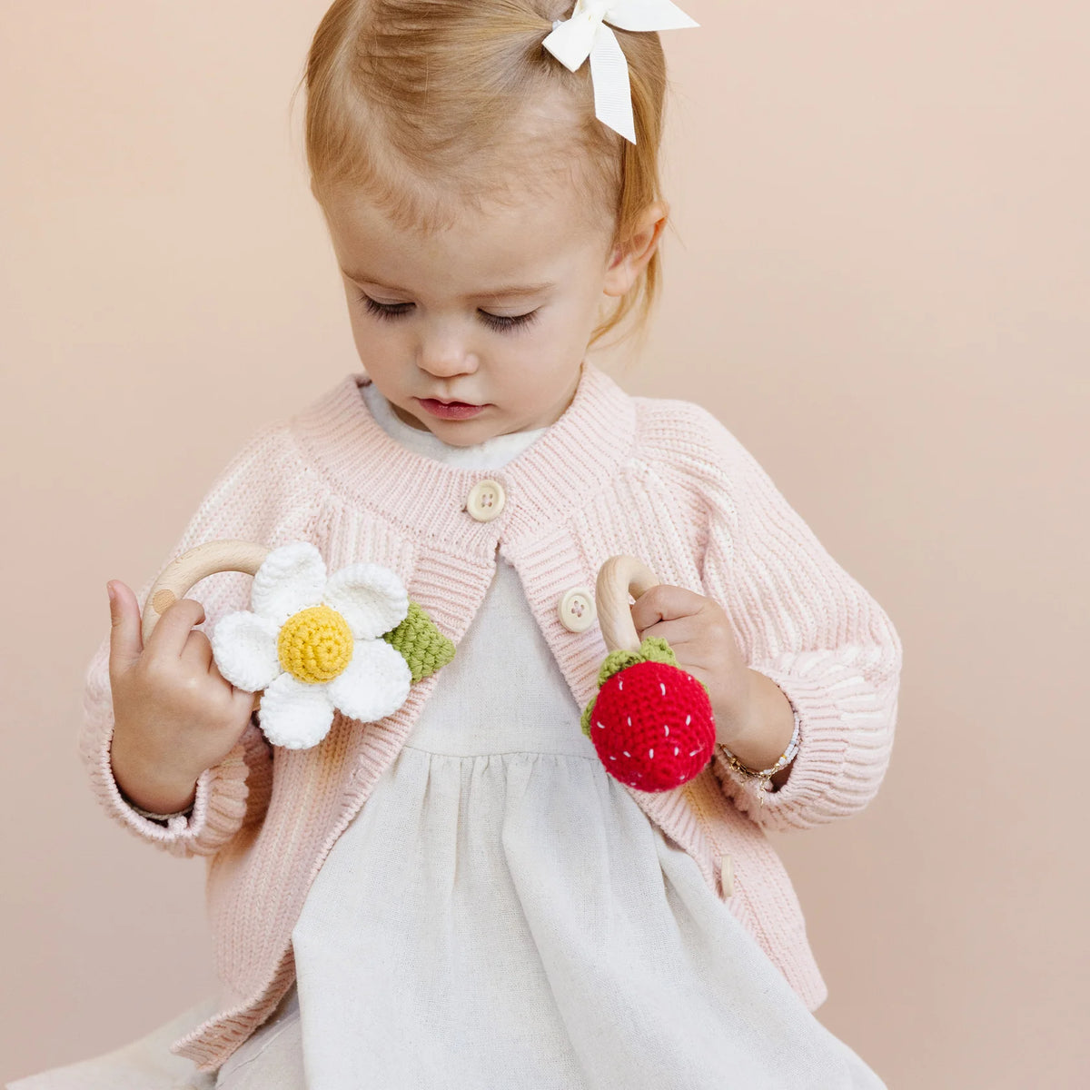 Teether Flower White Cotton Crochet Rattle