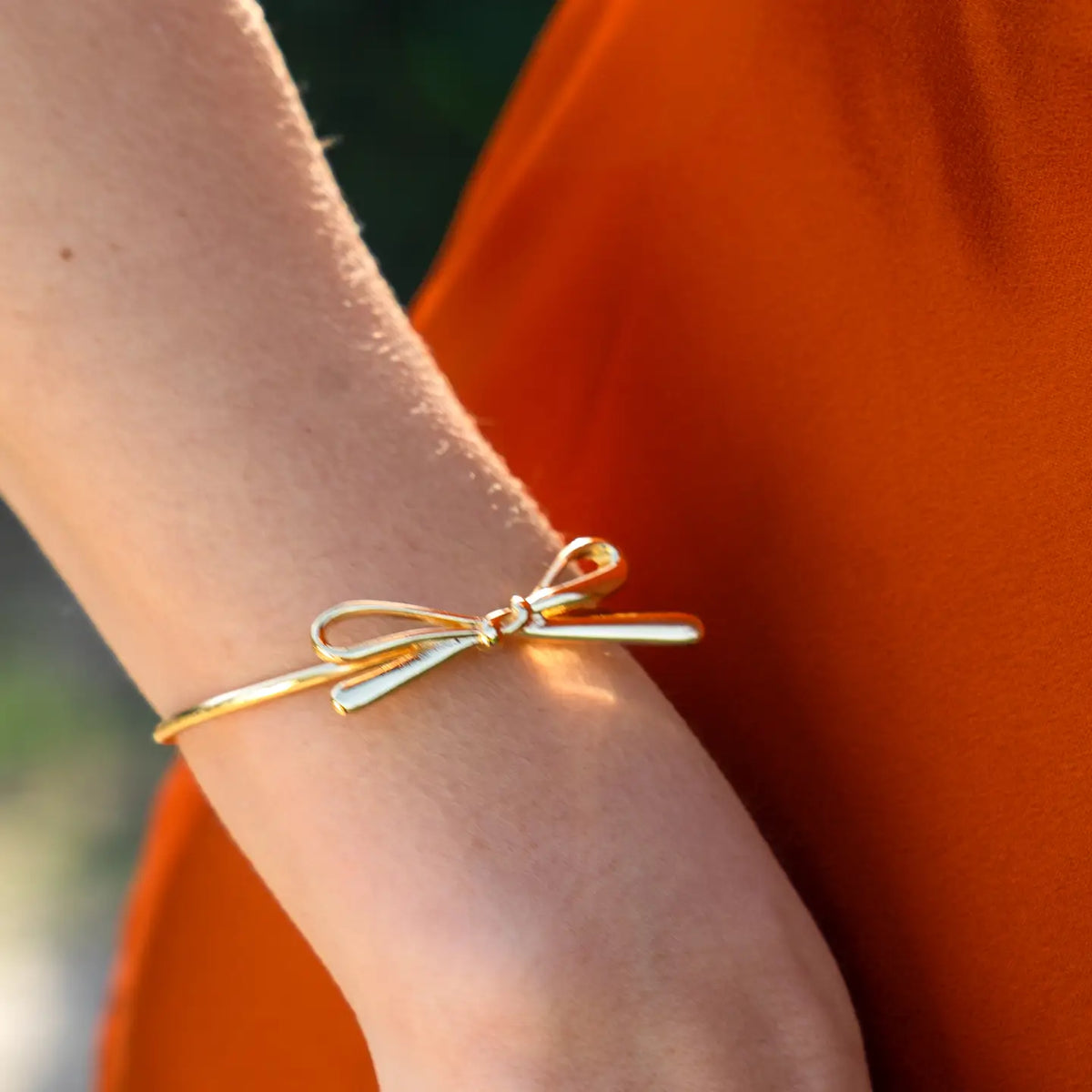 Ballet Core Bow Cuff - 18K Gold Plated