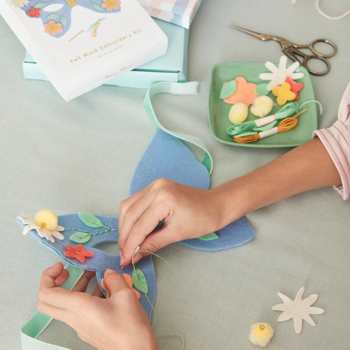 Flower Embroidery Mask Kit